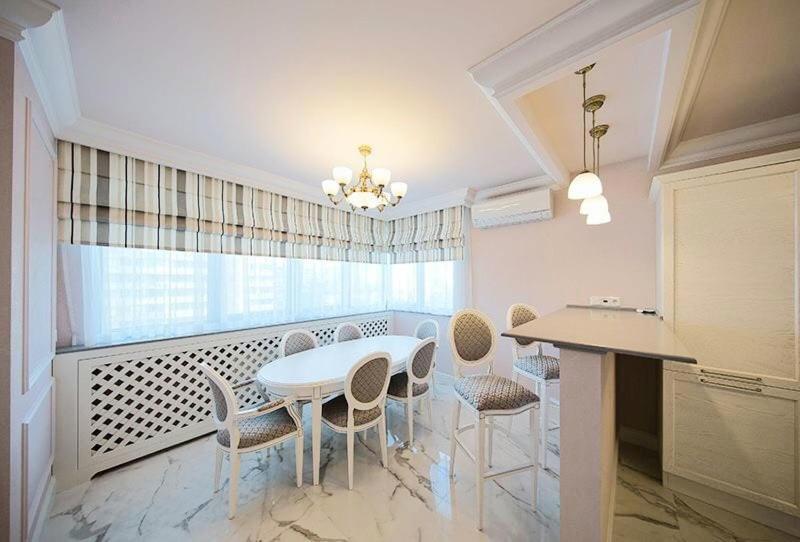 Роскошная 3К Квартира 120М2 На Набережной В Жк Obolon Residentsic Kiev Luaran gambar
