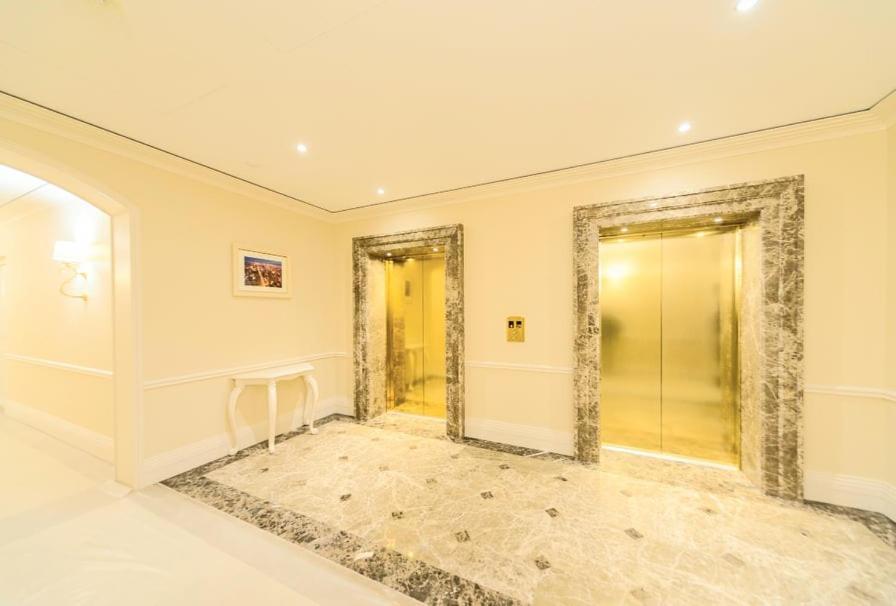Роскошная 3К Квартира 120М2 На Набережной В Жк Obolon Residentsic Kiev Luaran gambar