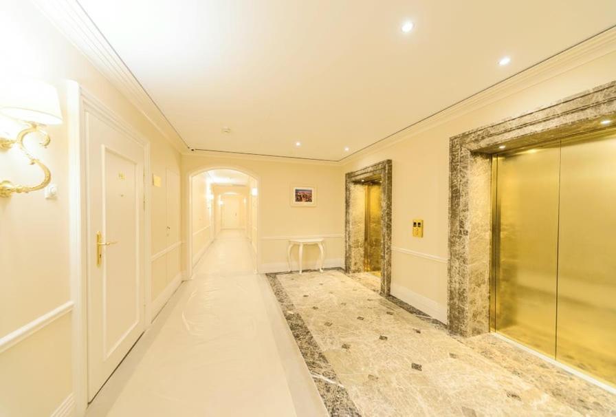 Роскошная 3К Квартира 120М2 На Набережной В Жк Obolon Residentsic Kiev Luaran gambar