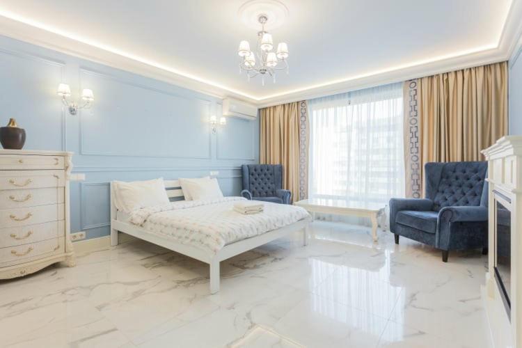 Роскошная 3К Квартира 120М2 На Набережной В Жк Obolon Residentsic Kiev Luaran gambar